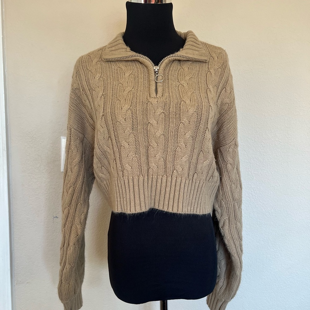 Forever 21 Men's Beige Zip-Up Cable Knit Sweater